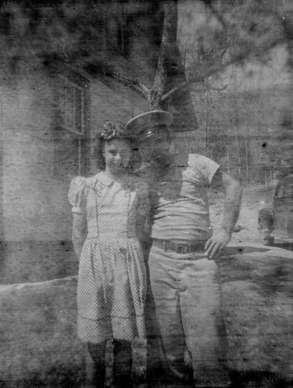 album Kodak Verichrome (type 127) February 1946 - II